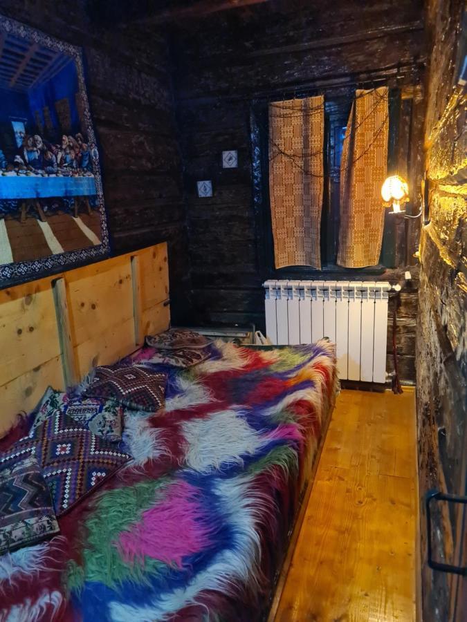 Casa Hariton Holiday home Dragus